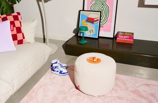 Point cord in a livingroom
