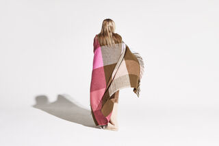 Colour Blend Blanket Rhubarb